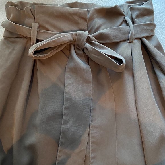 Socialite Paperbag Trousers - Picture 5 of 7